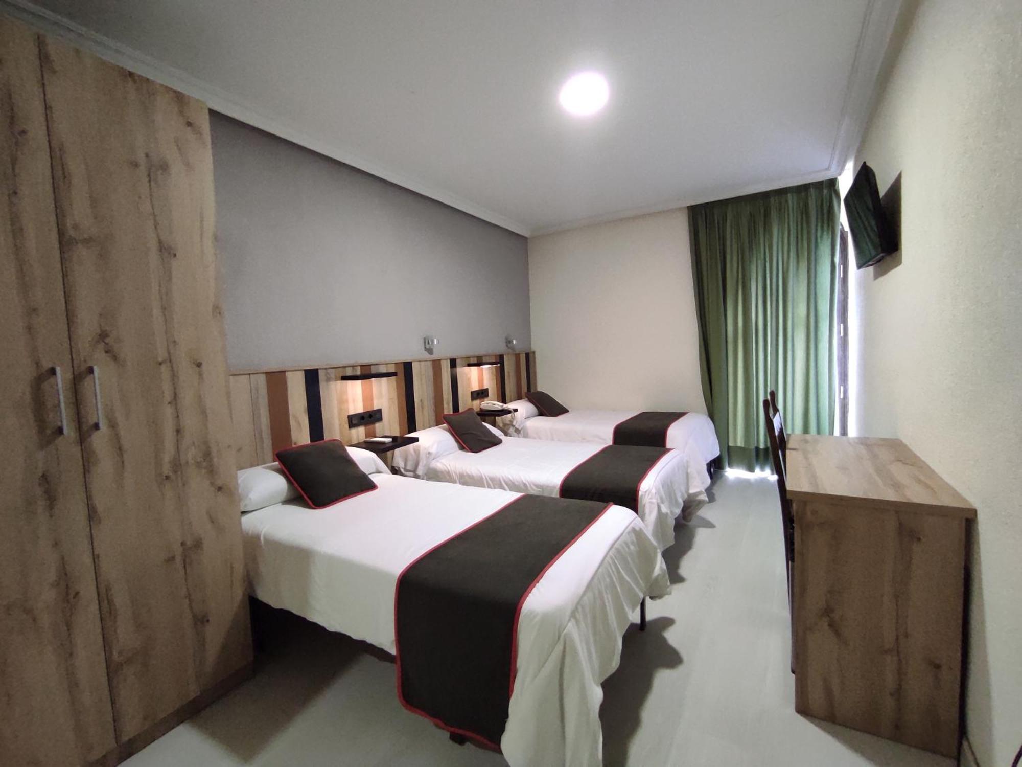 Hotel Emperatriz II Salamanca Esterno foto