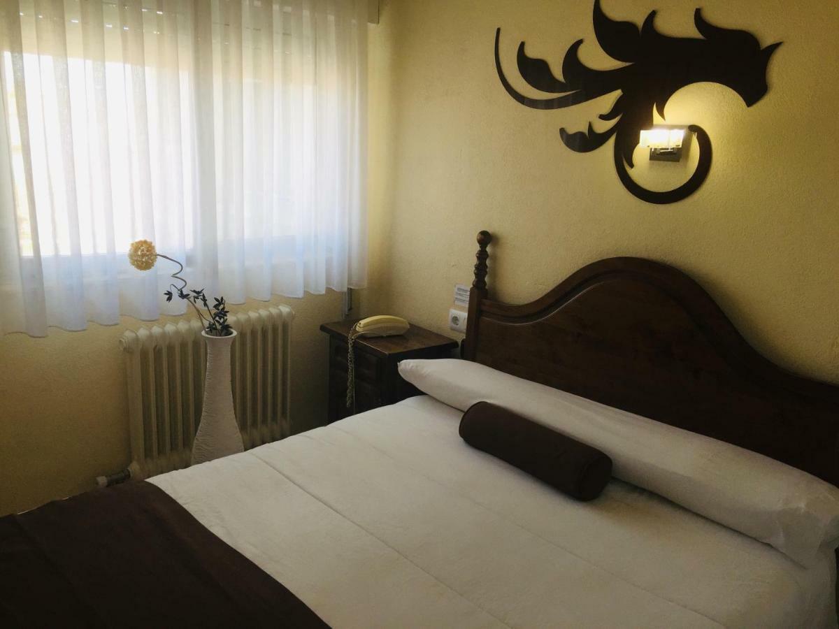 Hotel Emperatriz II Salamanca Esterno foto